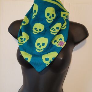 Loop Skull Neck Scarf Green Gaiter Neck Warmer Knit Fleece Lined Goth Grunge NEW